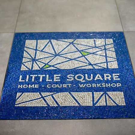 Hotel Little Square Arona Esterno foto